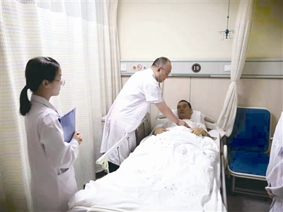 b201_b.jpg b201_b.jpg