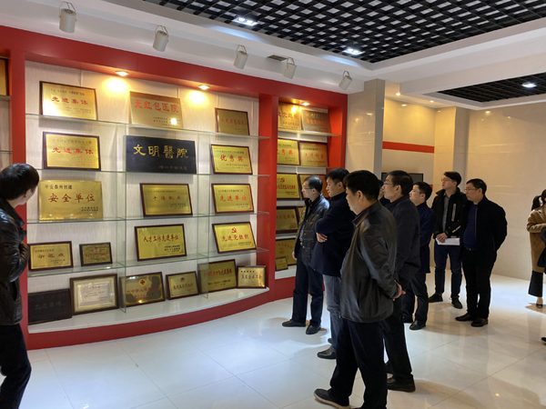 参观展馆6.jpg