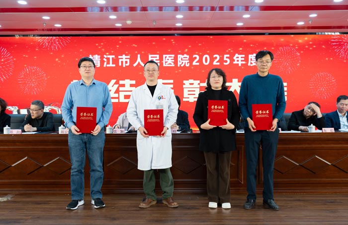 890003.jpg 890003.jpg